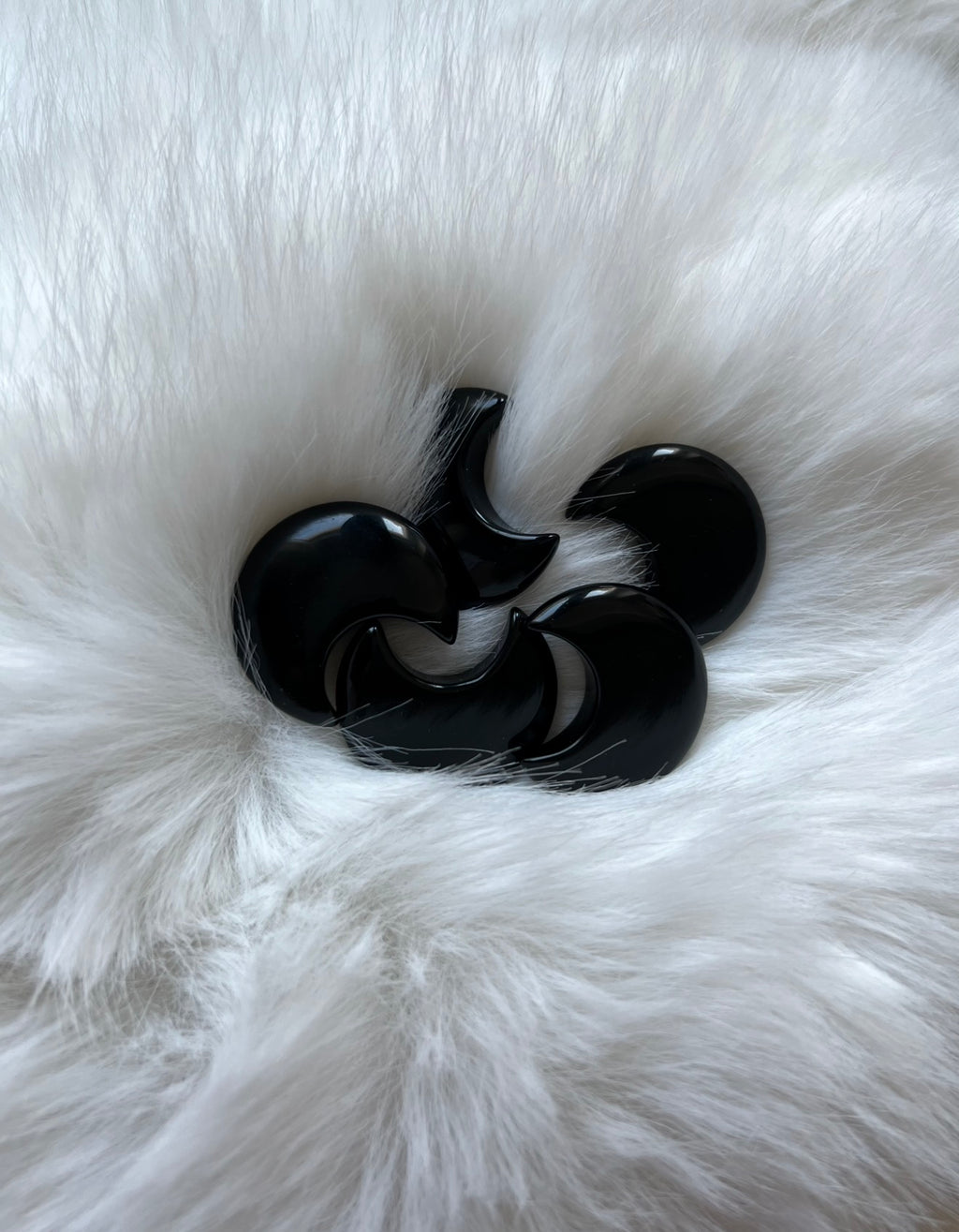 Schwarze Obsidian Mondform